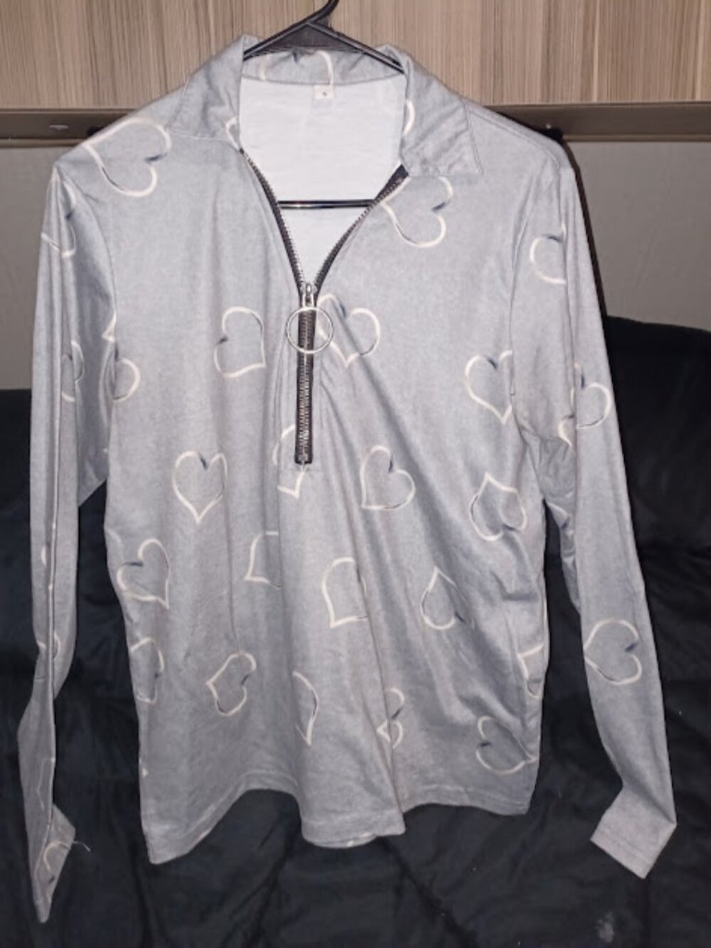 Long sleeve zipper shirt